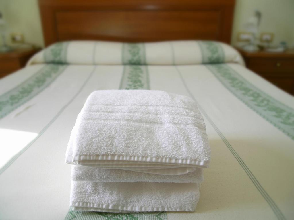 Hotel Da Paolino Trinità d'Agultu Værelse billede